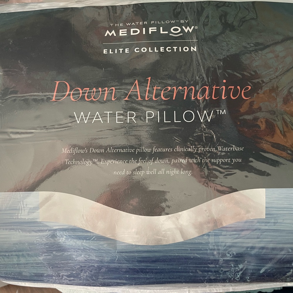 Medflow Elite Down Alternative Water Pillow. NIB